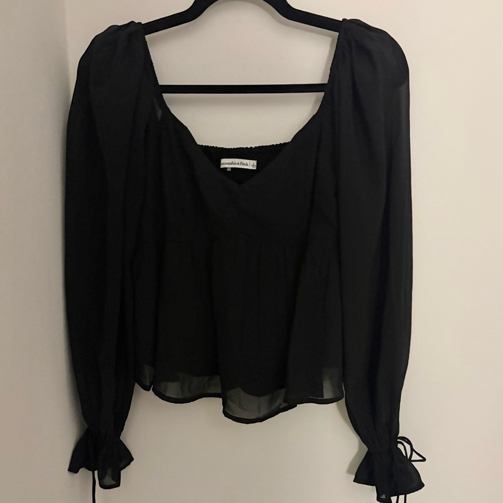Abercrombie & Fitch Black Babydoll Blouse with Long Tie Cinch Sleeves